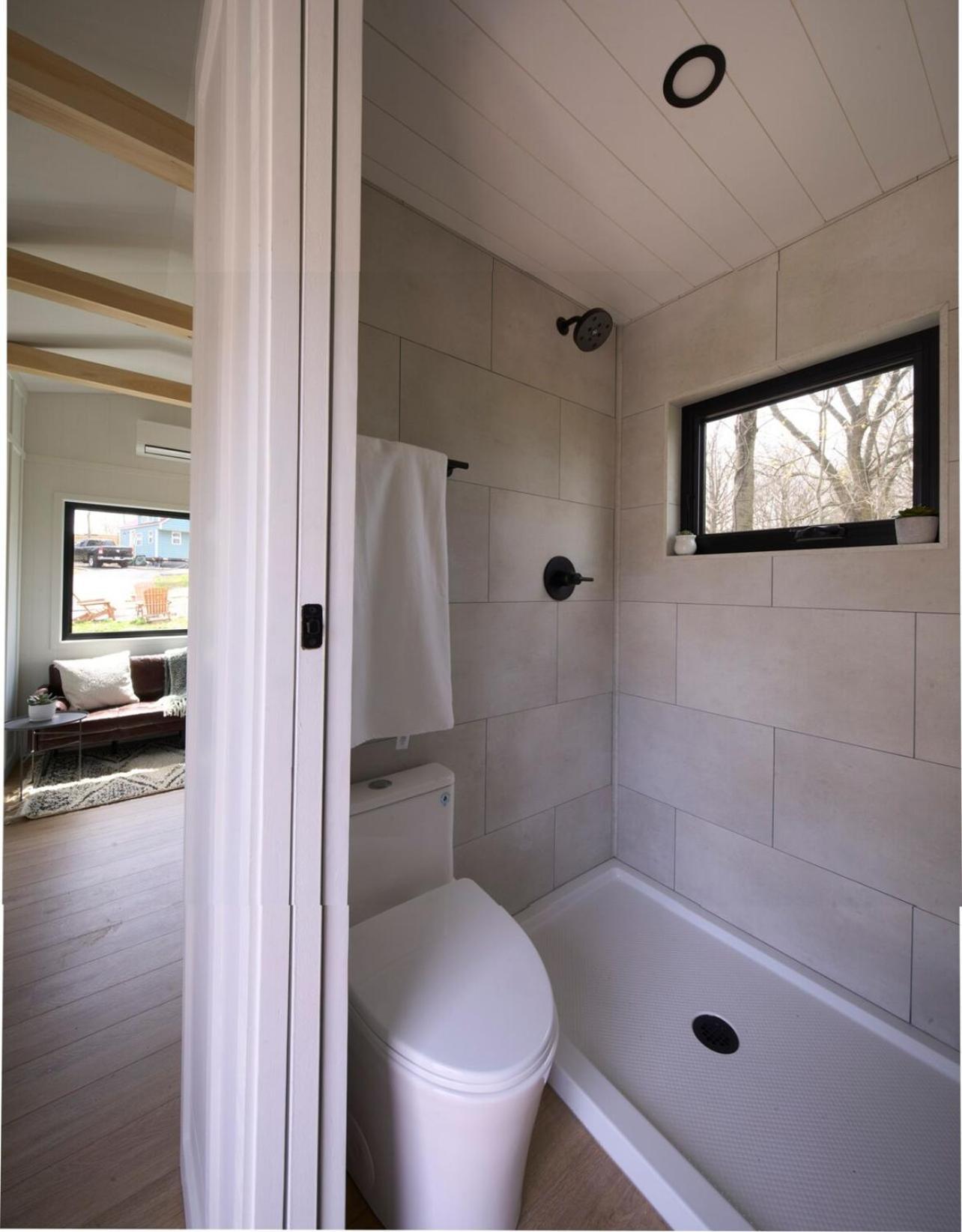 The Endeavor Tiny Home! Elizabethtown Exteriör bild